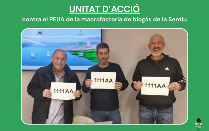 Roda de premsa on Jaume Montfort, Gerard Batalla i David Vilaró mostren el fals número d'explotació 1111AA presentat pels promotors de macrocentral de biogàs La Sentiu Bioenergy