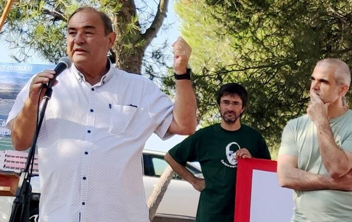 Jaume Montfort durant l'acte de 27 alcaldes de Ponent en contra del biogàs. El Pedrís, 2025.